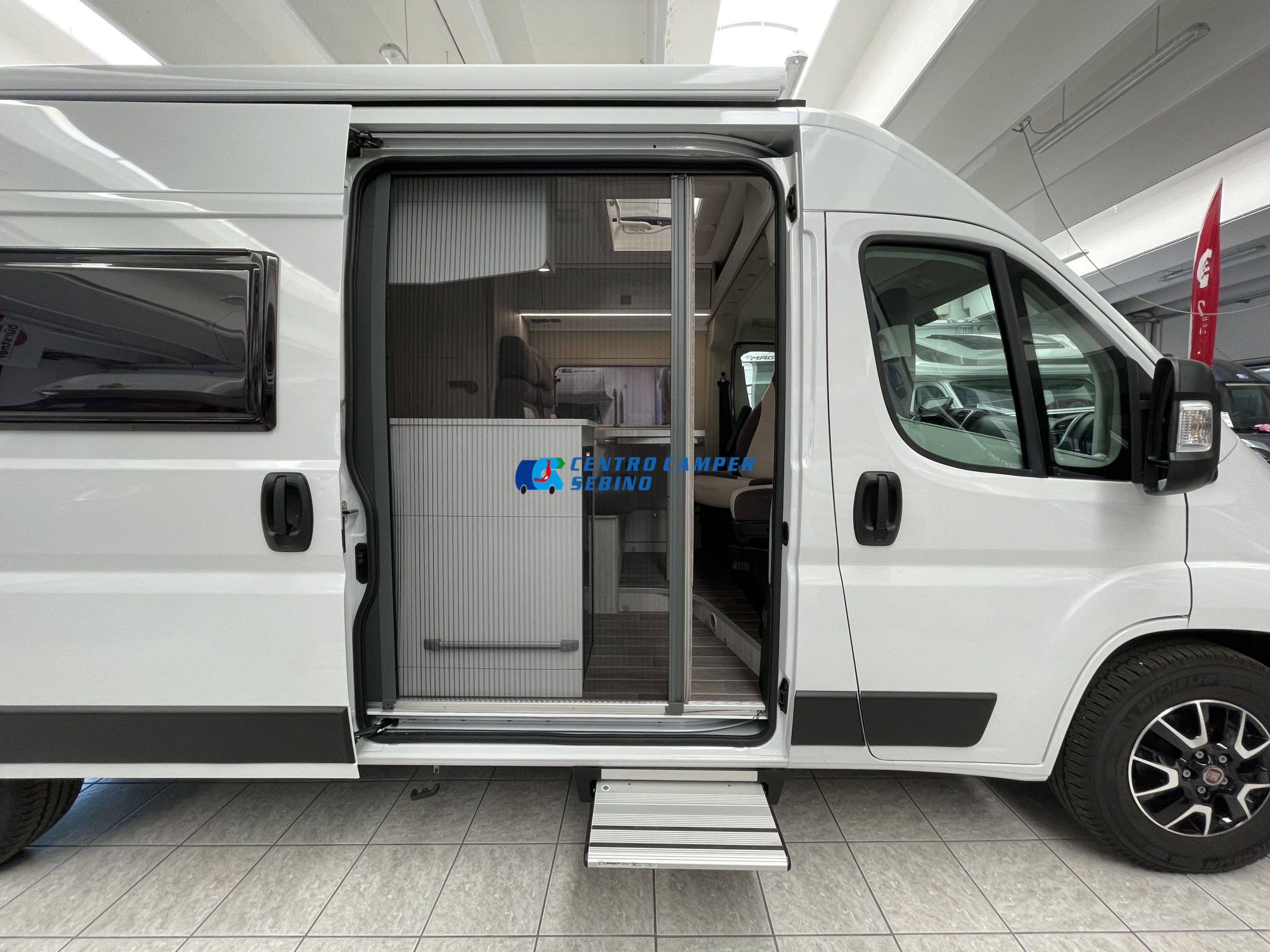 LIVINGSTONE 2 ROLLER TEAM / Camper - immagine 5