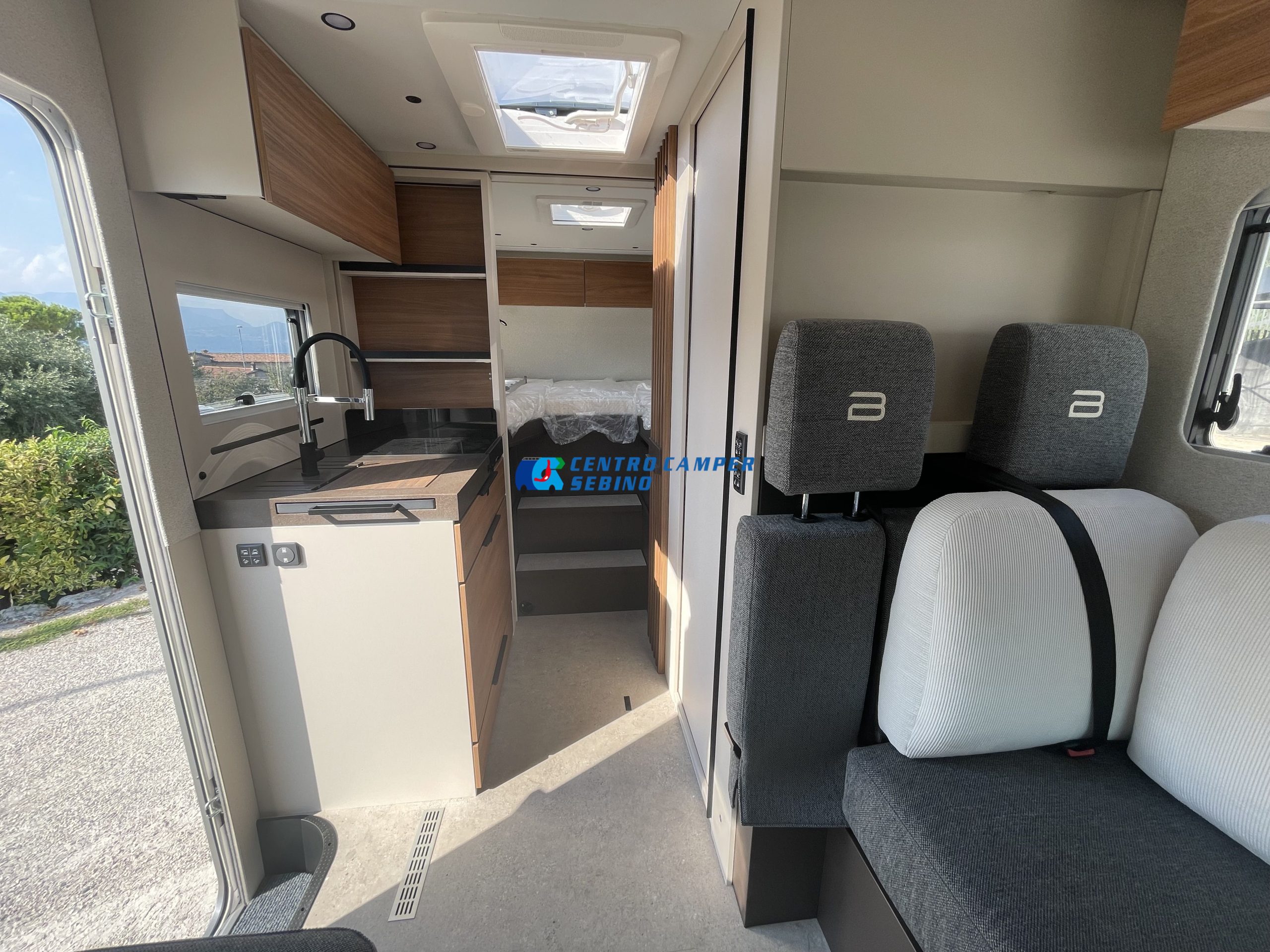 SIGNATURE SFT 7.1 BÜRSTNER / Camper - immagine 15