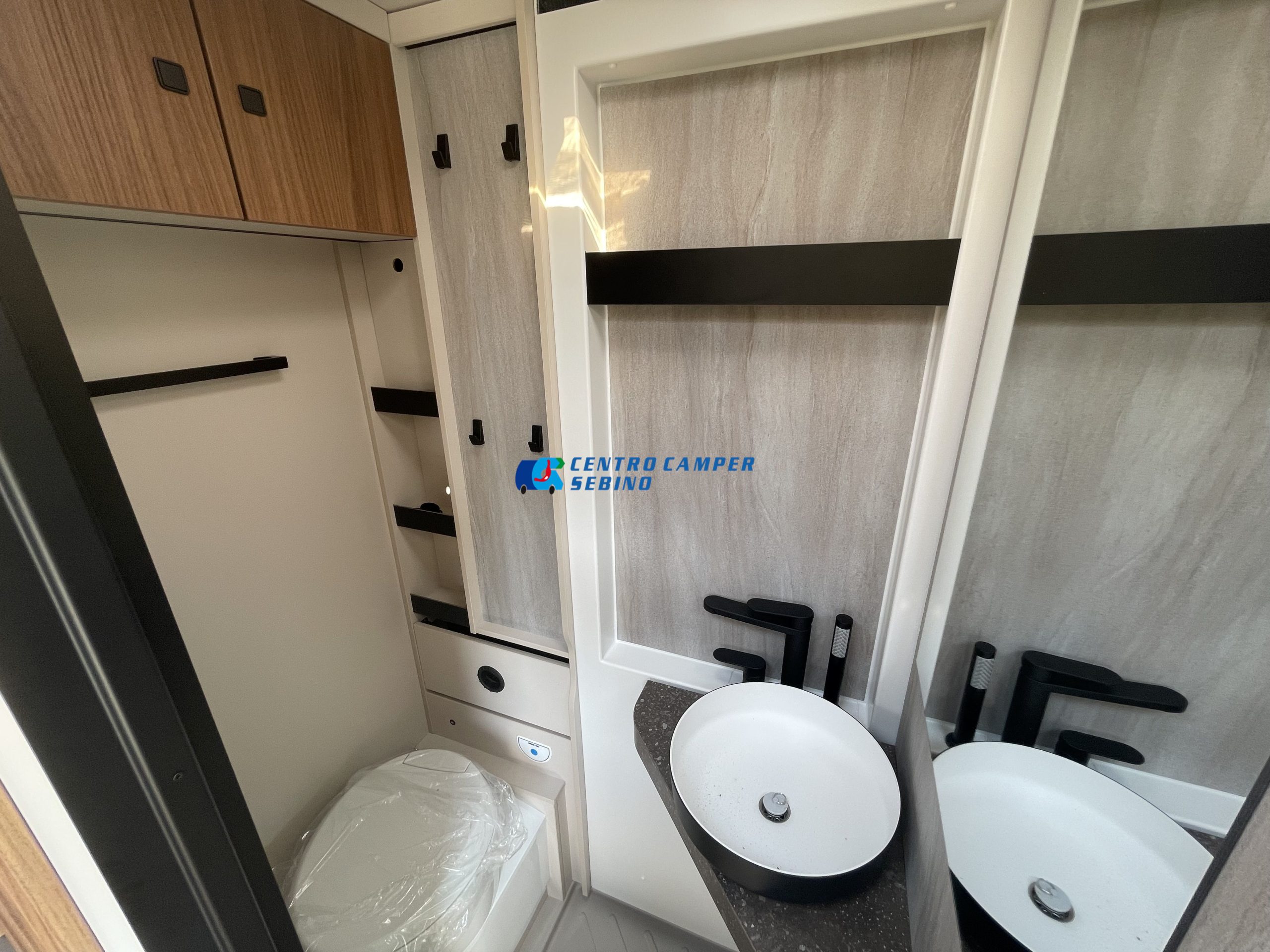 SIGNATURE SFT 7.1 BÜRSTNER / Camper - immagine 19