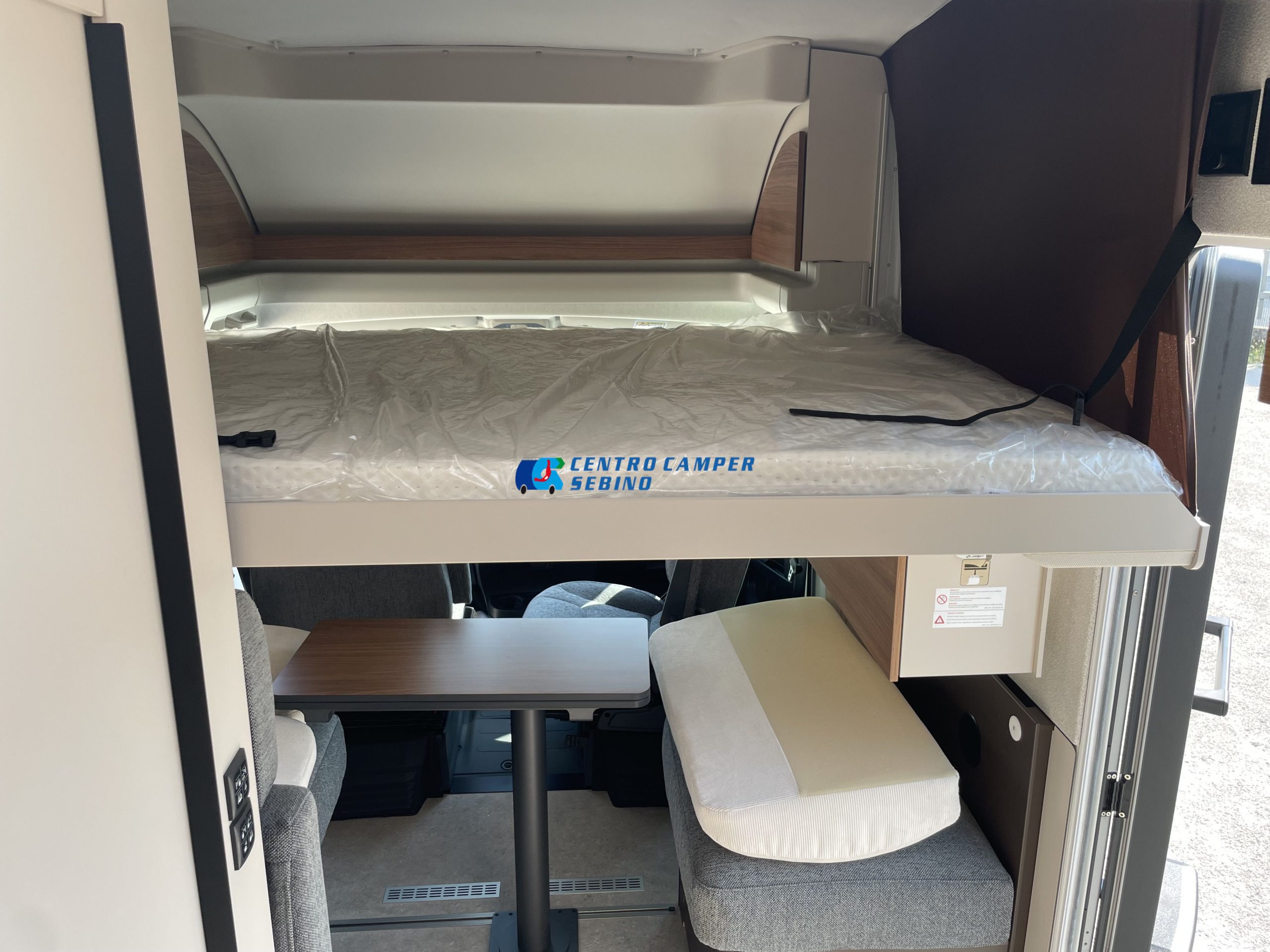 SIGNATURE SFT 7.1 BÜRSTNER / Camper - immagine 11
